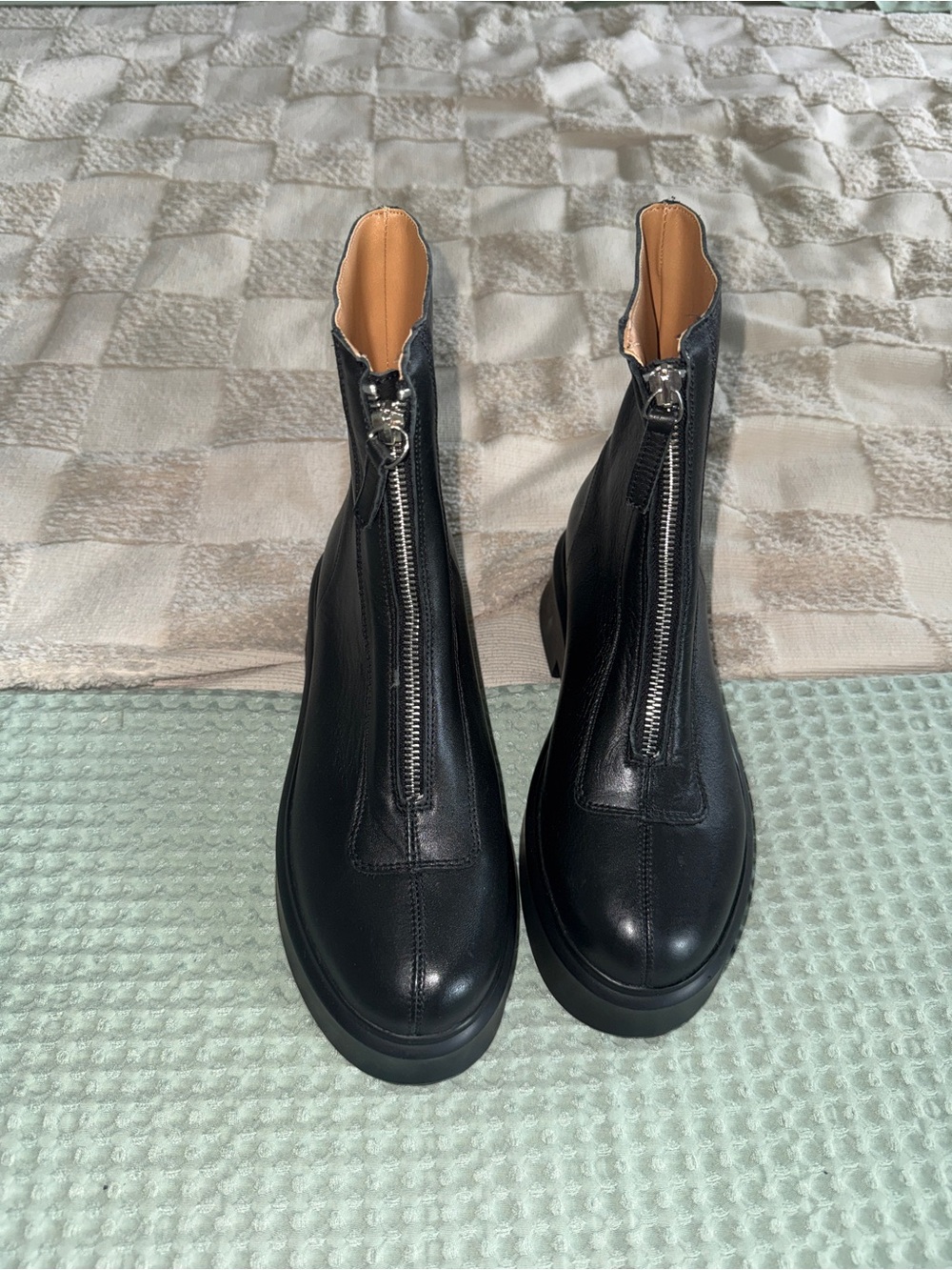 New Steve Madden Jones‎ platform boots 8.5